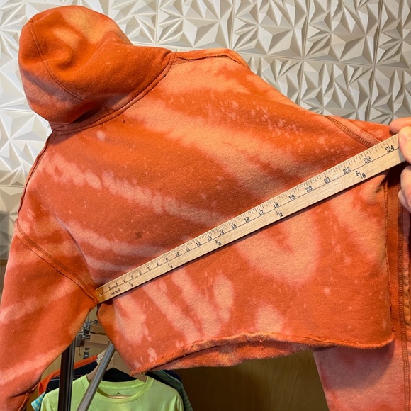Fundamental Coast Orange Hoodie bleach splatter crop top - Picture 7 of 7